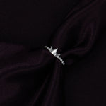 Load image into Gallery viewer, Beautiful 925 Silver Ring Timeless Design