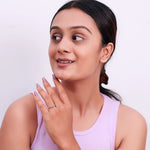 Load image into Gallery viewer, Elegant 925 Sterling Silver Ring Perfect for Her