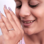 Load image into Gallery viewer, Elegant 925 Sterling Silver Ring Perfect for Her
