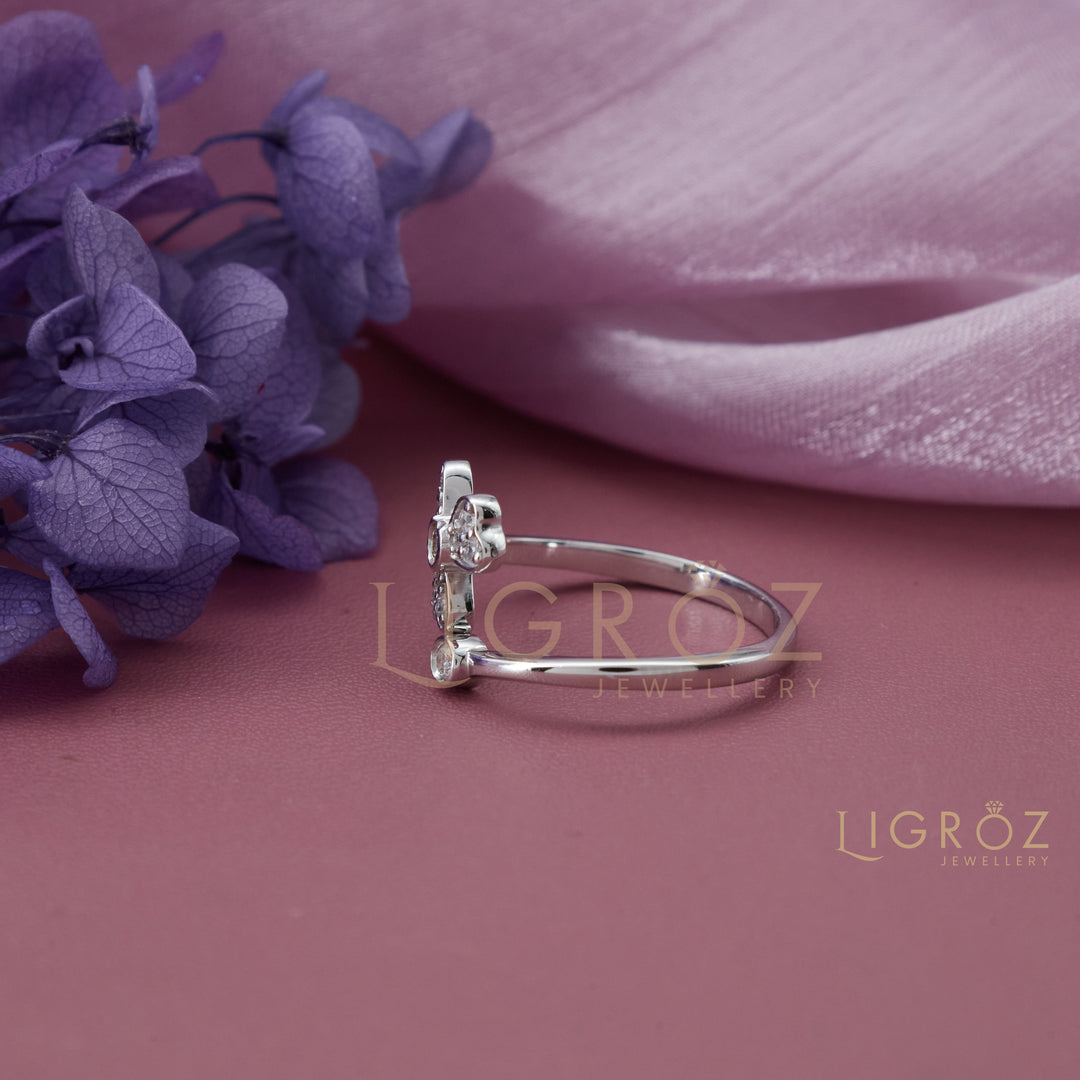 Silver Clover Diamond Ring