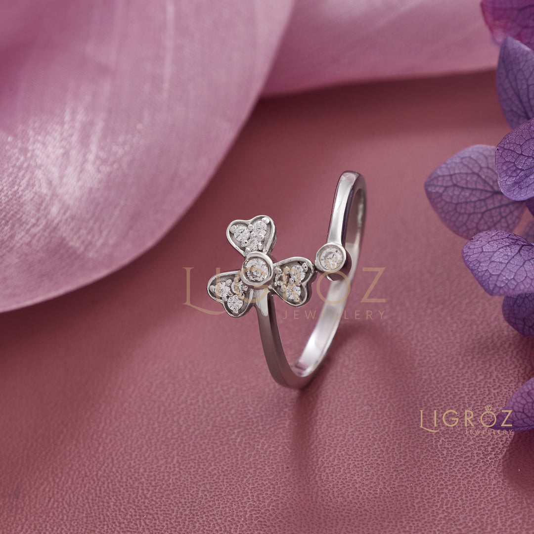 Silver Clover Diamond Ring